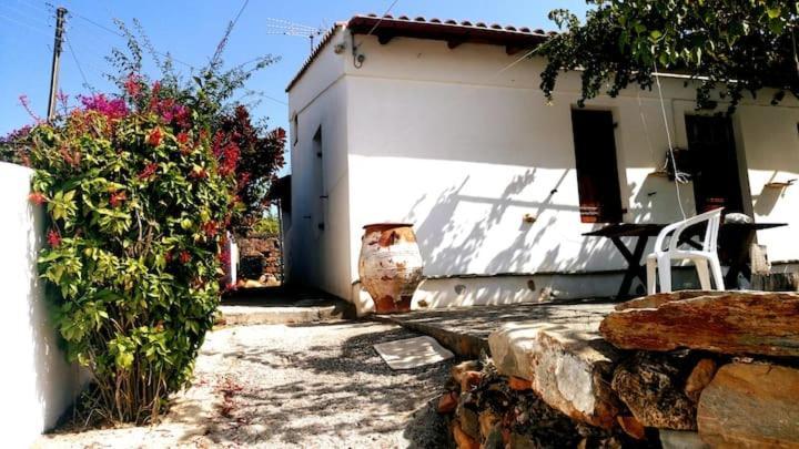 Afrodite'S House-Restaurated Oil Factory Agia  Exteriör bild
